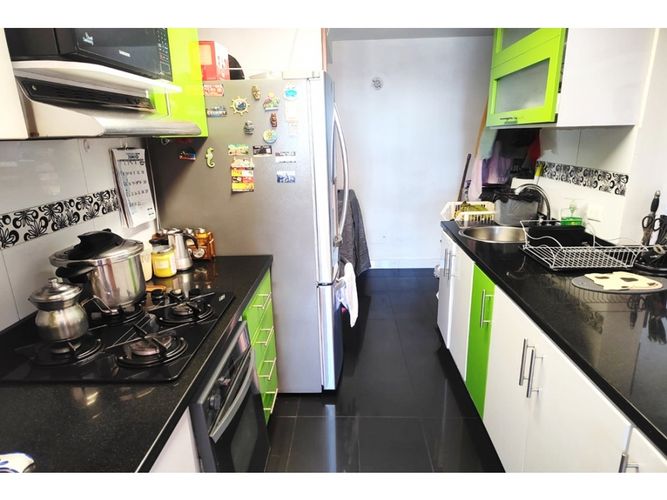 Apartamento de 3 alcobas en venta en Centro Comercial Titán Plaza, Bogotá, 93 m² · foto 21 de 24