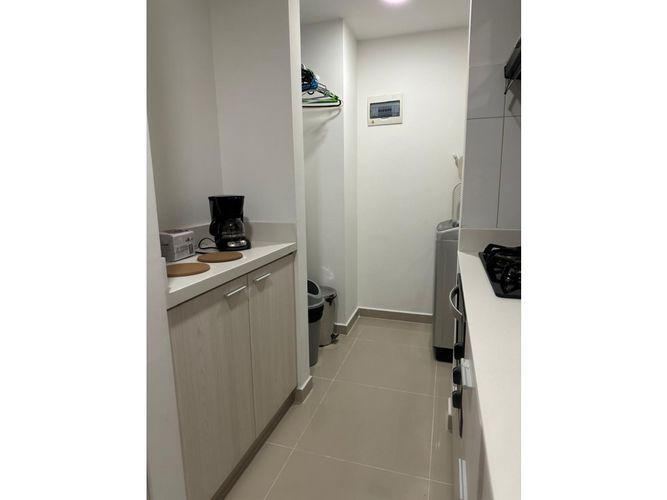 Apartamento de 3 alcobas en arriendo en Vegas De La Doctora, Medellín, 57 m² · foto 11 de 14