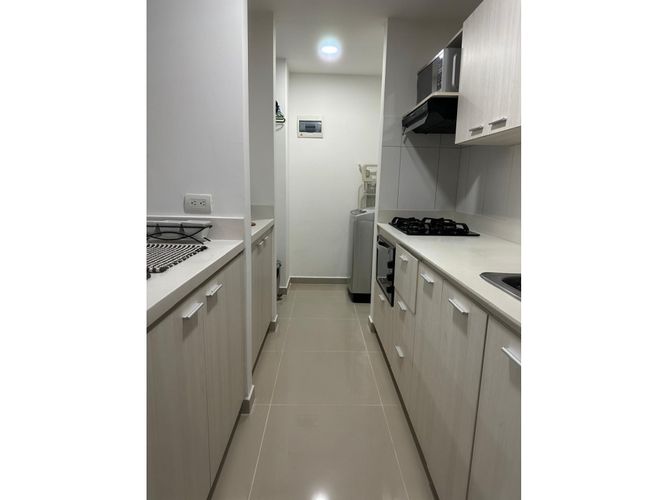 Apartamento de 3 alcobas en arriendo en Vegas De La Doctora, Medellín, 57 m² · foto 12 de 14