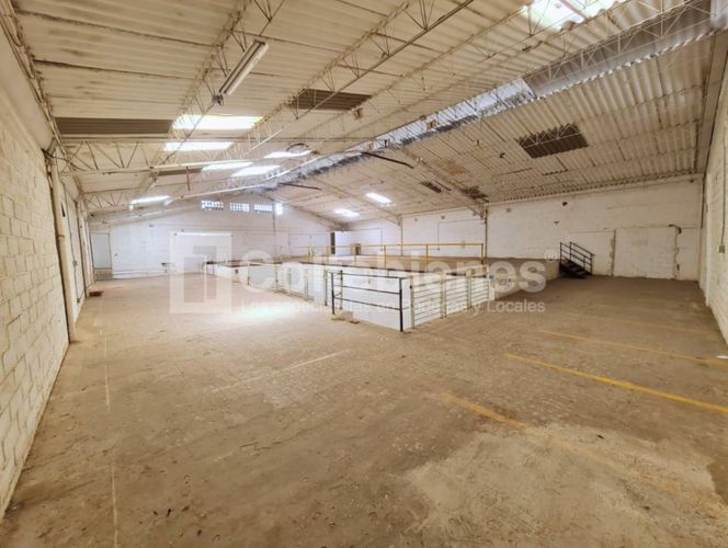 Bodega en arriendo en El Poblado, Medellín, 454 m² · foto 3 de 14