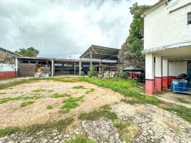 Bodega en arriendo en San Rafael, Bucaramanga, 1700 m² · foto 6 de 6