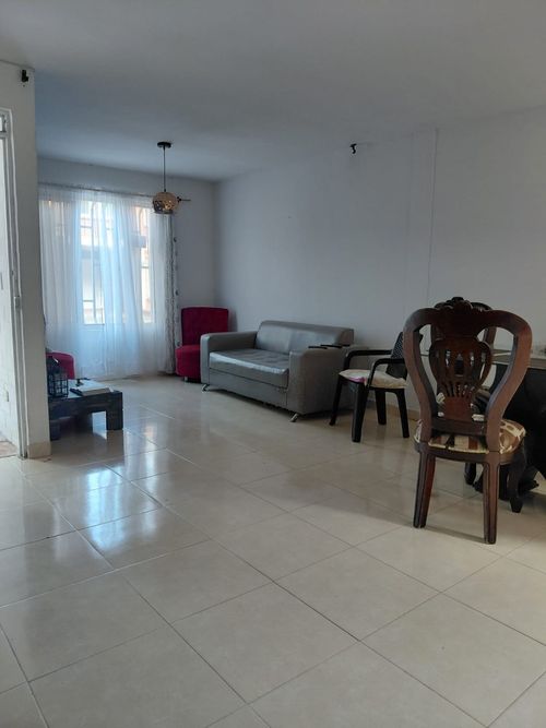 Casa de 3 alcobas en venta en Alfaguara, Jamundí, 127 m² · foto 3 de 11