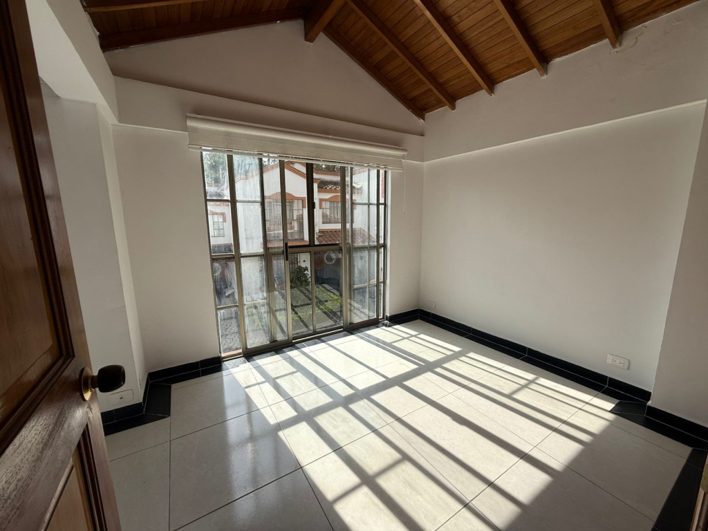 Casa en venta en Los Alamos, Pereira · foto 10 de 16