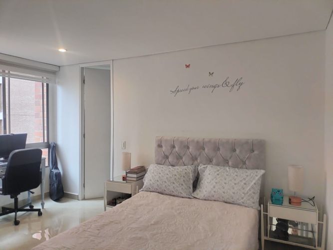 Apartamento de 2 alcobas en arriendo en El Poblado, Medellín, 130 m² · foto 13 de 16