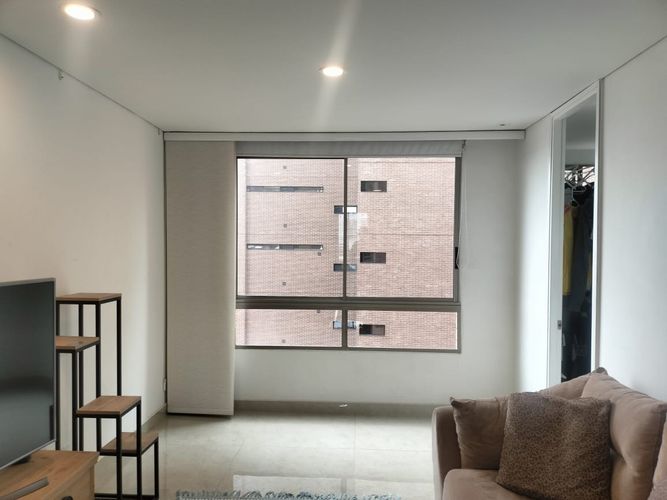 Apartamento de 2 alcobas en arriendo en El Poblado, Medellín, 130 m² · foto 9 de 16