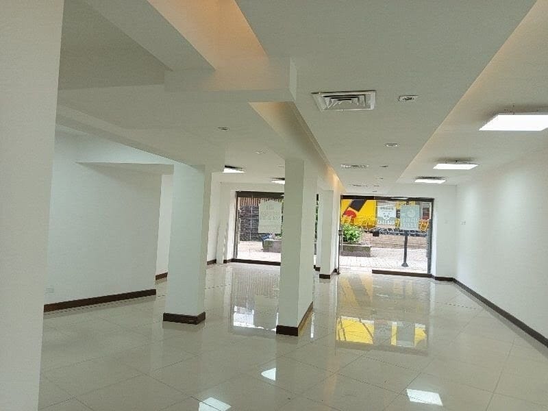 Retail space for rent in Envigado, Envigado