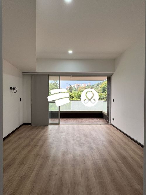 Apartamento de 1 alcoba en venta en Entreamigos, Sabaneta, 62 m² · foto 3 de 12