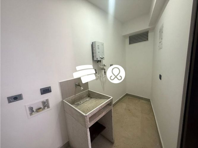 Apartamento de 1 alcoba en venta en Entreamigos, Sabaneta, 62 m² · foto 6 de 12