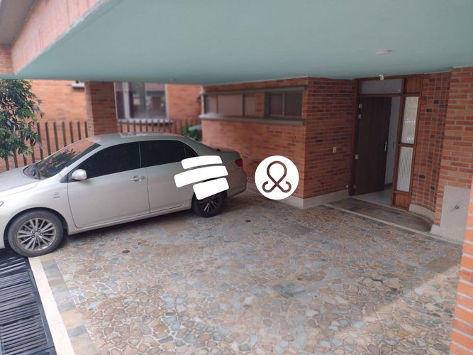 Casa de 5 alcobas en venta en Entreamigos, Sabaneta, 430 m² · foto 3 de 24