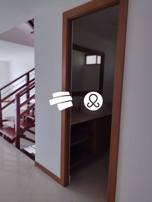 Casa de 5 alcobas en venta en Entreamigos, Sabaneta, 430 m² · foto 4 de 24