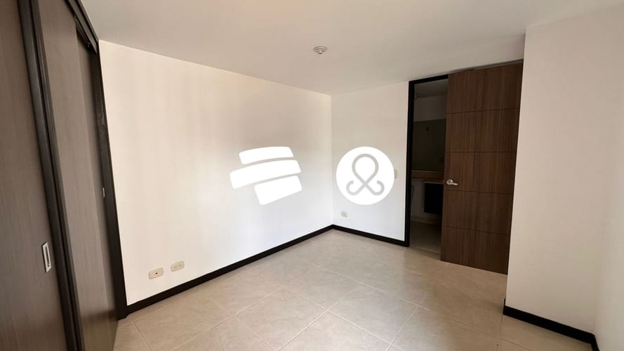 Apartamento de 4 alcobas en venta en Loma De La Doctora, Sabaneta, 106 m² · foto 12 de 20