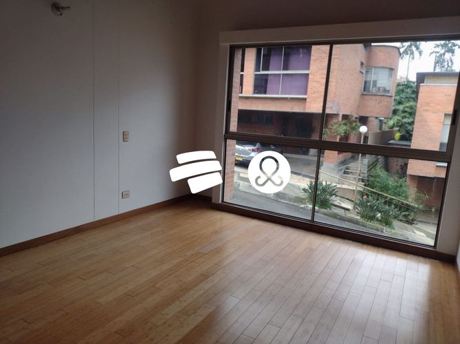 Casa de 5 alcobas en venta en Entreamigos, Sabaneta, 430 m² · foto 15 de 24