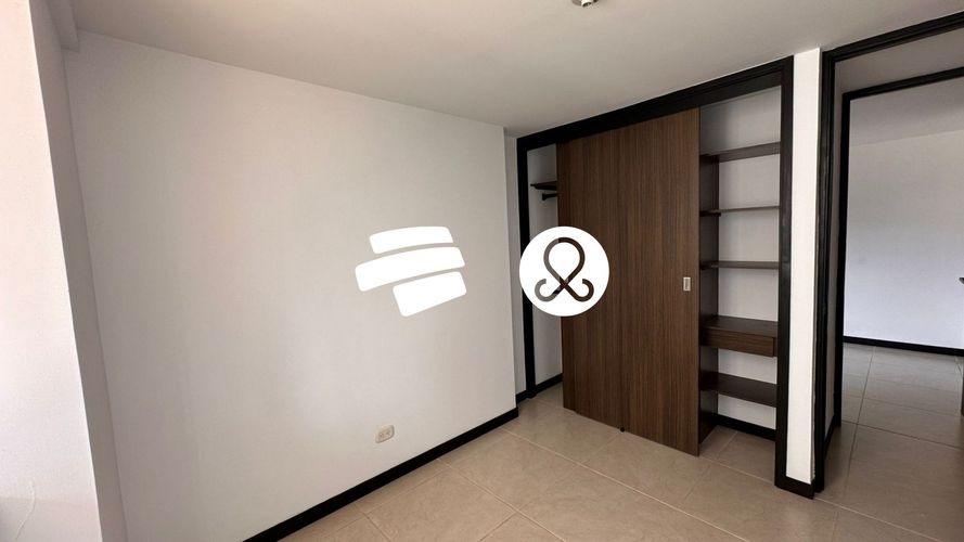 Apartamento de 4 alcobas en venta en Loma De La Doctora, Sabaneta, 106 m² · foto 16 de 20