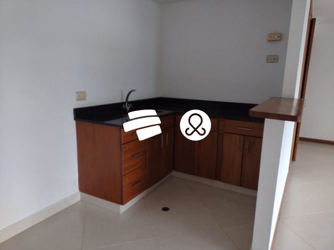Casa de 5 alcobas en venta en Entreamigos, Sabaneta, 430 m² · foto 23 de 24