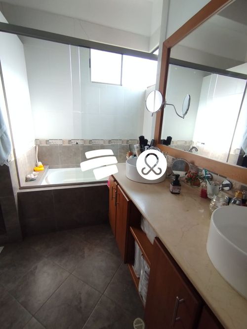 Casa de 4 alcobas en venta en Las Lomitas, Sabaneta, 273 m² · foto 24 de 24