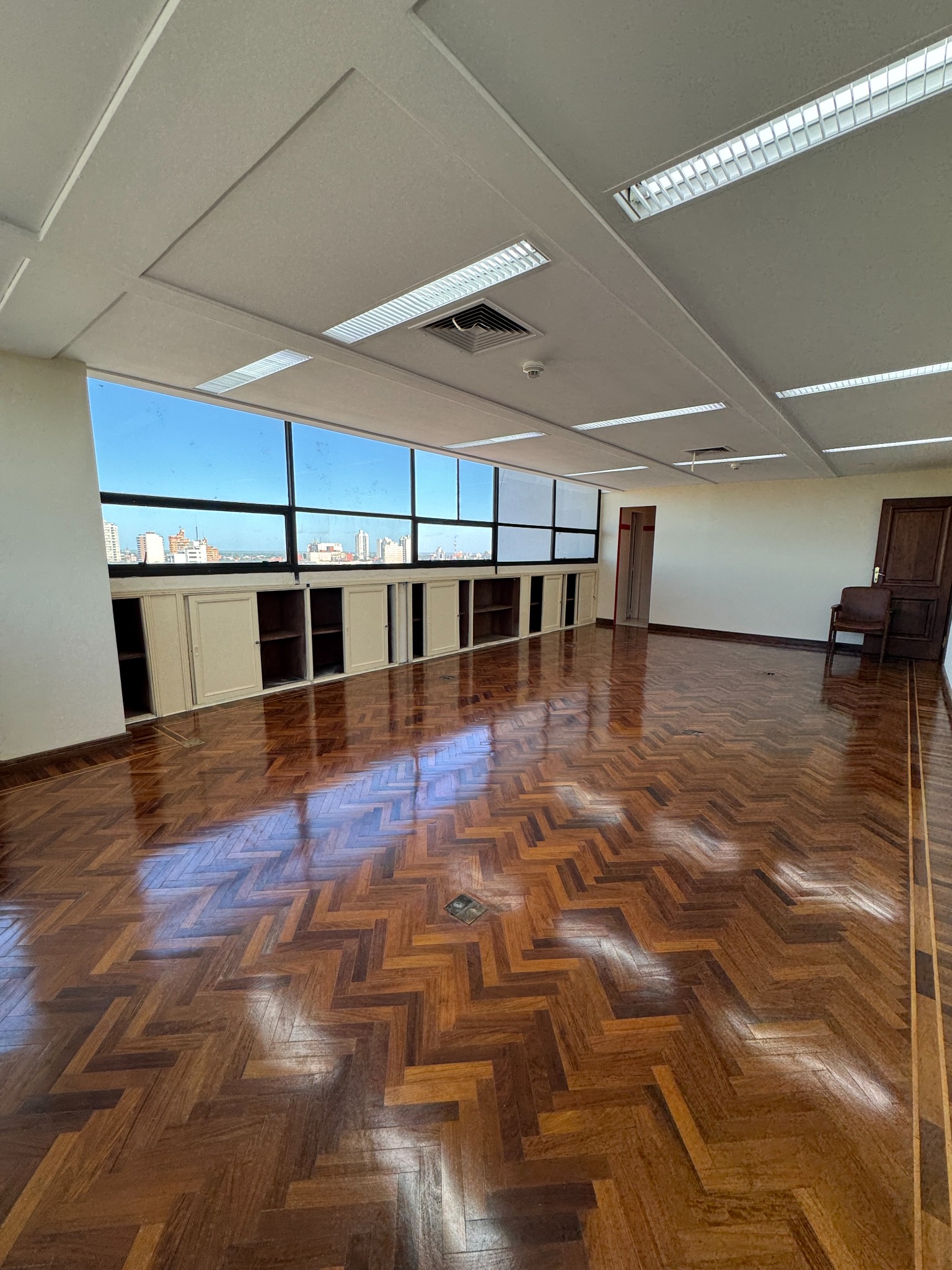 ? ¡Tu próxima oficina en el corazón de Asunción! — foto 2