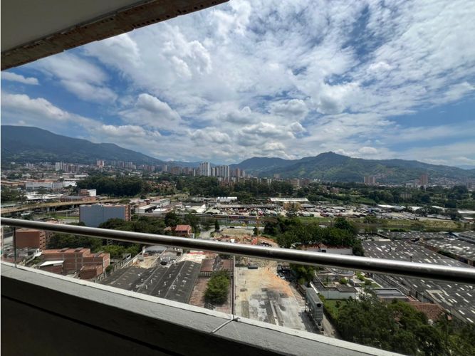 Apartamento de 2 alcobas en arriendo en Monteazul, Sabaneta, 63 m² · foto 7 de 17