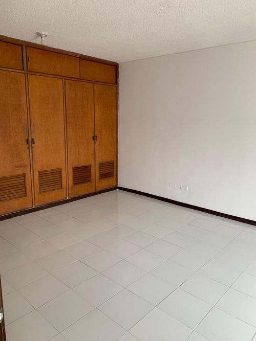 Casa de 17 alcobas en venta en Tequendama, Cali, 644 m² · foto 8 de 24