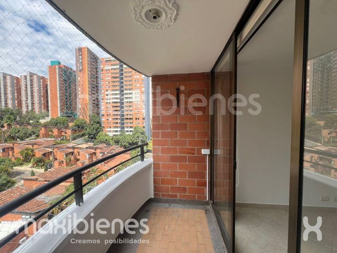 Apartamento en venta en Belén, Medellín · foto 3 de 10
