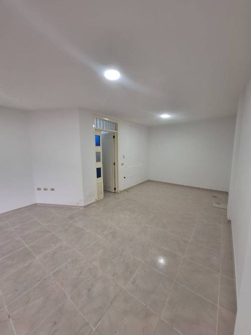 Local en arriendo en Los Libertadores, Cali, 30 m² · foto 2 de 8