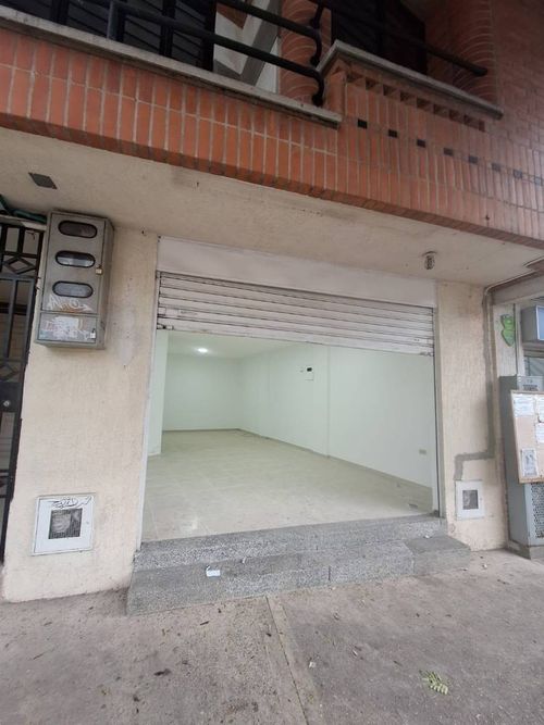 Local en arriendo en Los Libertadores, Cali, 30 m² · foto 6 de 8