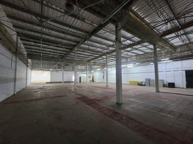 Bodega en arriendo en Bellavista, Barranquilla, 1585 m² · foto 8 de 19