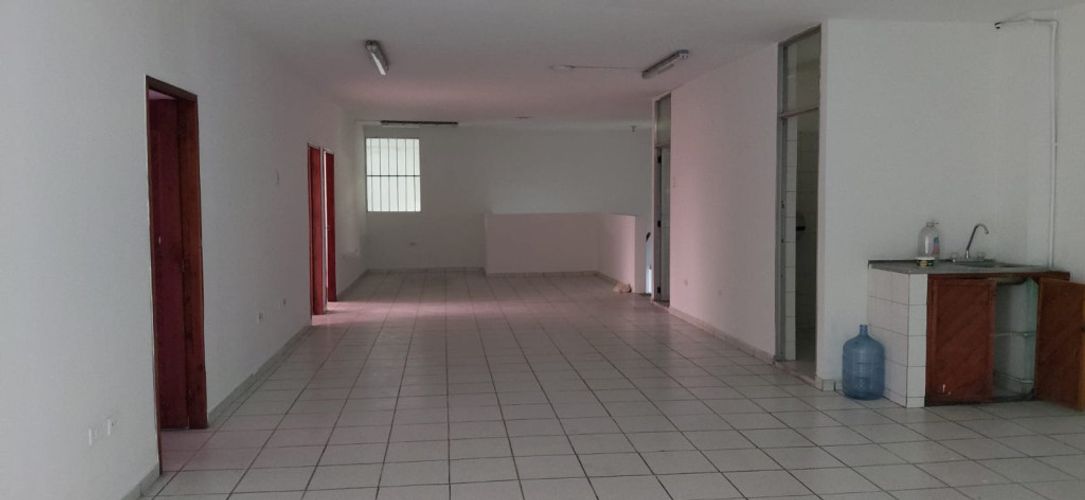 Oficina en arriendo en Las Flores, Barranquilla, 248 m² · foto 8 de 16