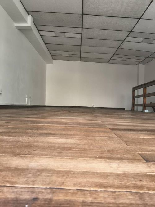 Oficina en arriendo en Versalles, Manizales, 33 m² · foto 2 de 2