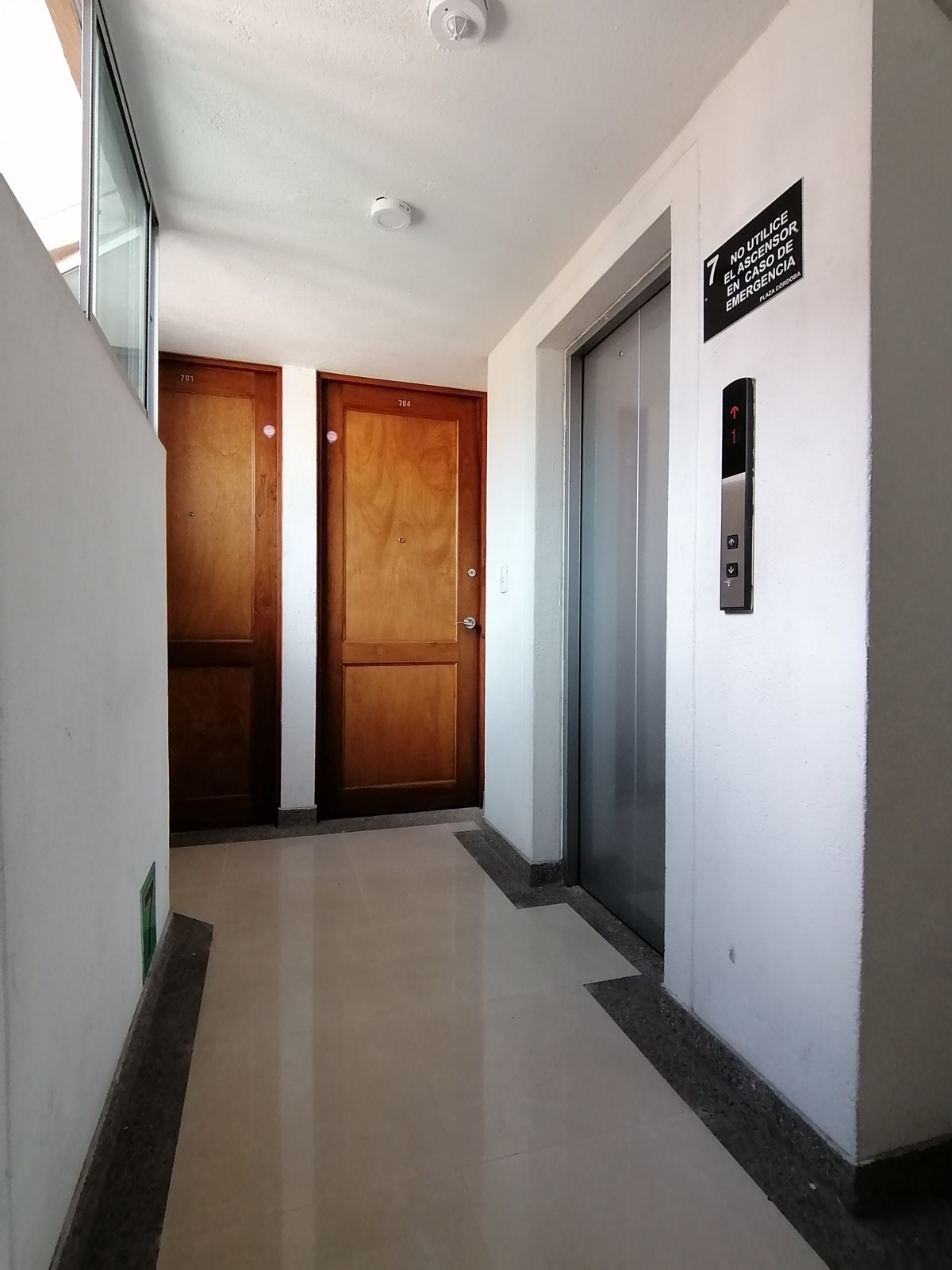 Apartaestudio for sale in La candelaria, Medellín 2