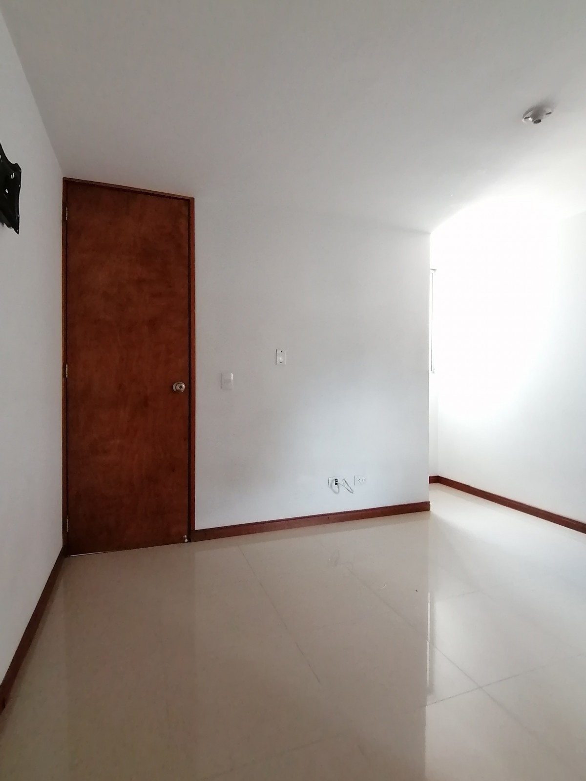 Apartaestudio for sale in La candelaria, Medellín 3