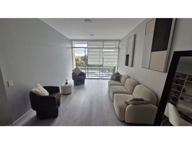 Apartamento de 4 alcobas en venta en Bella Suiza, Bogotá, 215 m² · foto 15 de 24