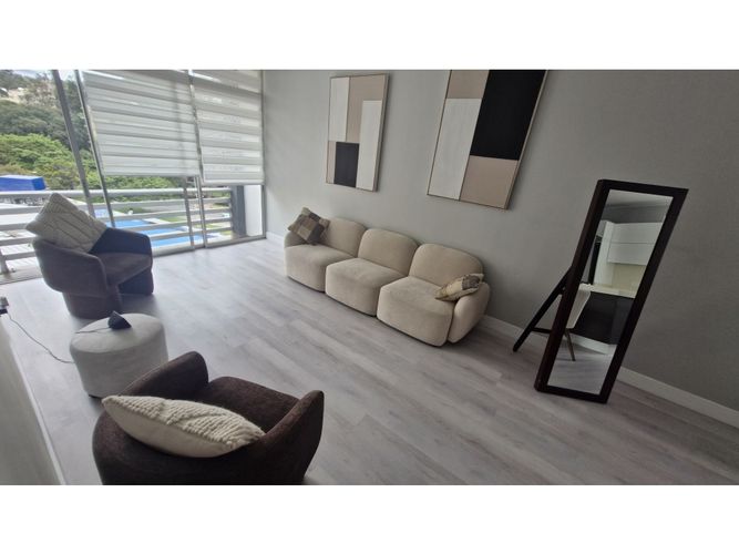 Apartamento de 4 alcobas en venta en Bella Suiza, Bogotá, 215 m² · foto 16 de 24