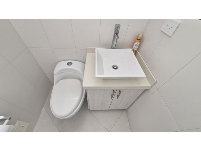 Apartamento de 4 alcobas en venta en Bella Suiza, Bogotá, 215 m² · foto 21 de 24
