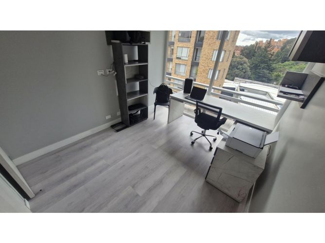 Apartamento de 4 alcobas en venta en Bella Suiza, Bogotá, 215 m² · foto 23 de 24