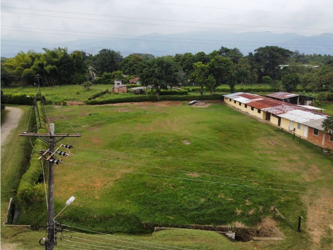 Lote en venta en Potrerito, Jamundí, 2660 m² · foto 4 de 10
