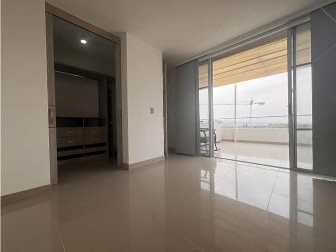 Apartamento de 4 alcobas en venta en Juan De Ampudia, Jamundí, 160 m² · foto 2 de 18