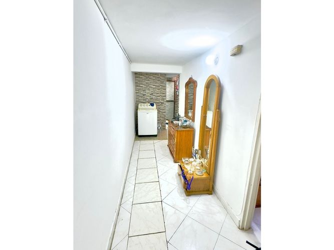 Casa de 3 alcobas en venta en La Candelaria, Medellín, 77 m² · foto 2 de 15