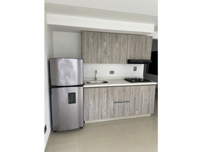 Edificio en venta en Pampa Linda, Cali, 500 m² · foto 8 de 24