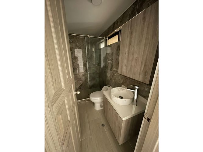 Edificio en venta en Pampa Linda, Cali, 500 m² · foto 10 de 24