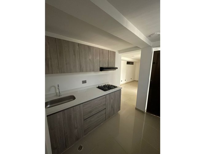 Edificio en venta en Pampa Linda, Cali, 500 m² · foto 12 de 24