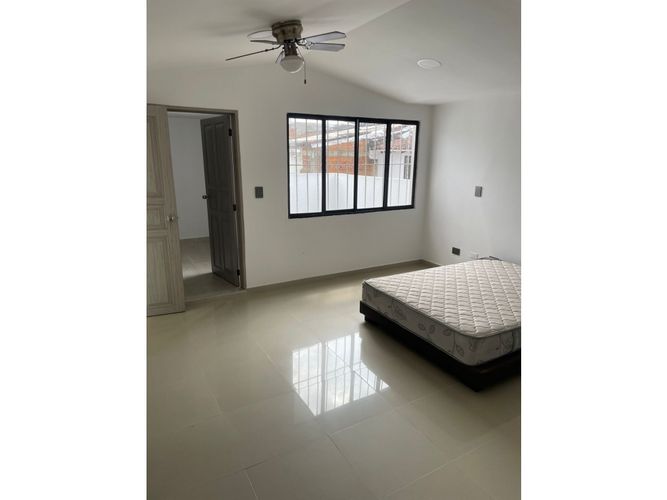 Edificio en venta en Pampa Linda, Cali, 500 m² · foto 20 de 24