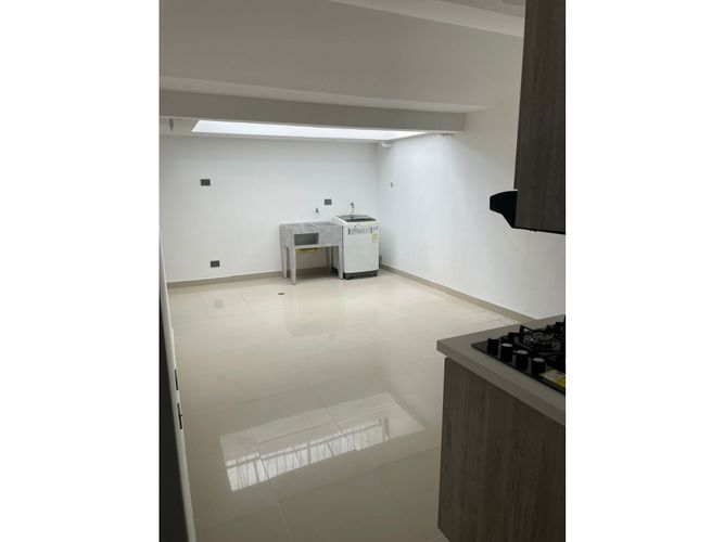 Edificio en venta en Pampa Linda, Cali, 500 m² · foto 22 de 24