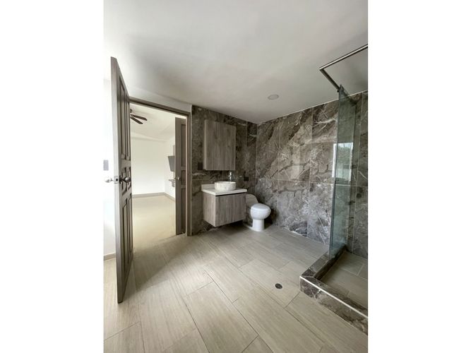 Edificio en venta en Pampa Linda, Cali, 500 m² · foto 23 de 24