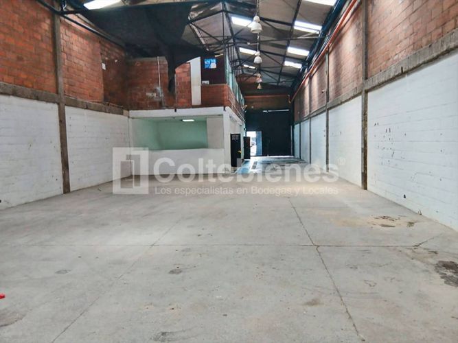 Bodega en arriendo en El Chagualo, Medellín, 500 m² · foto 5 de 21