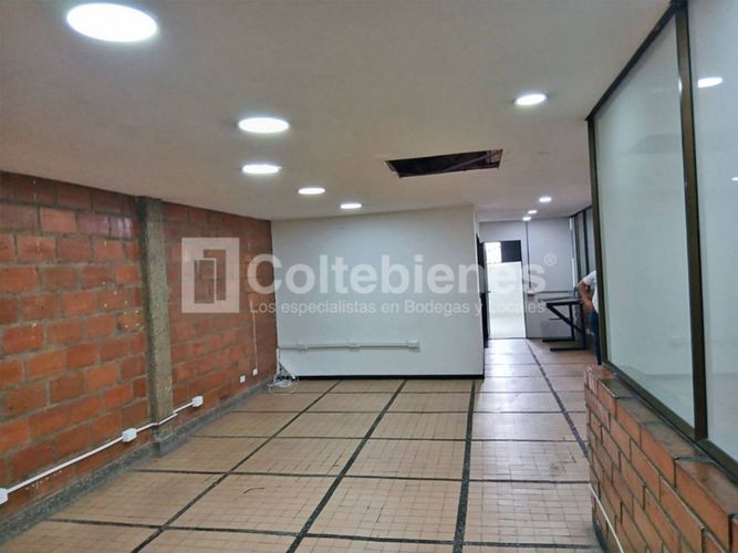 Bodega en arriendo en El Chagualo, Medellín, 500 m² · foto 19 de 21