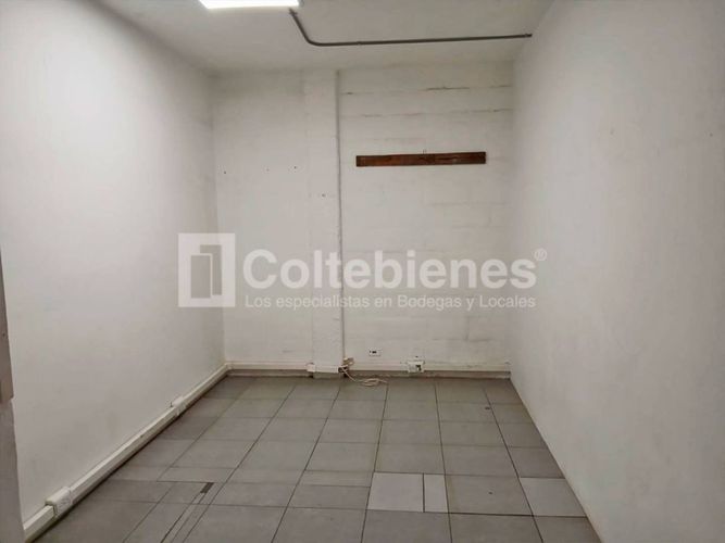 Bodega en arriendo en El Chagualo, Medellín, 500 m² · foto 21 de 21