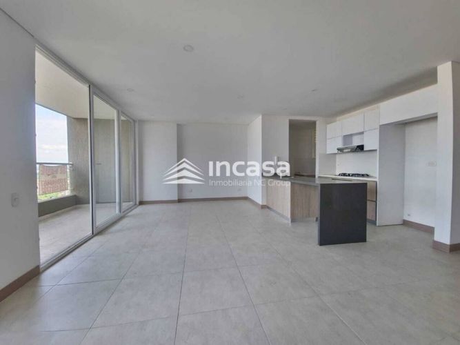 Apartamento en venta en La Flora, Cali · foto 2 de 18