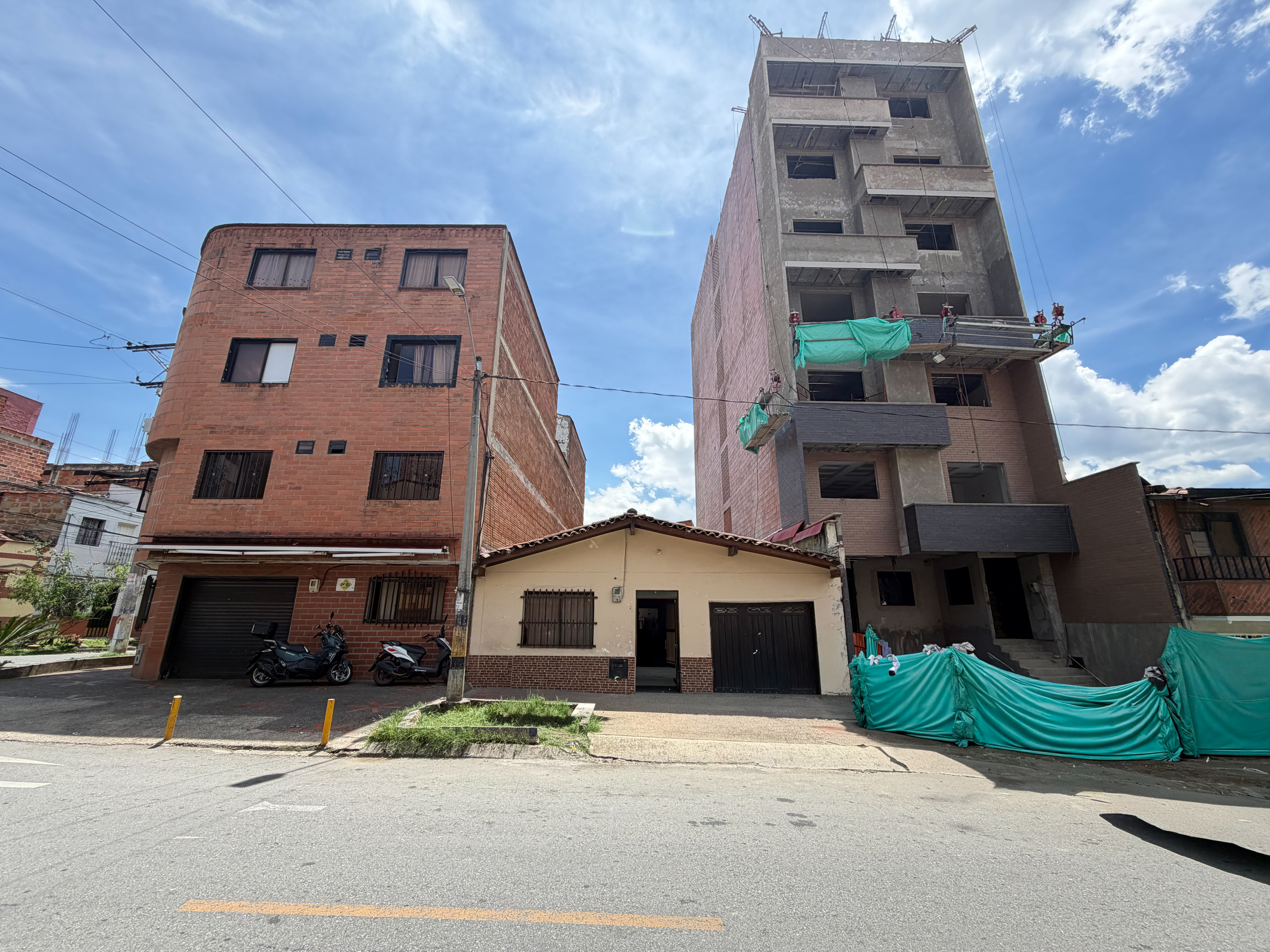 Casa Lote en venta en Belén San Bernardo, Medellín 3