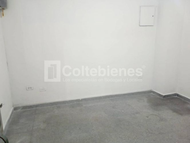 Bodega en arriendo en El Poblado, Medellín, 120 m² · foto 7 de 13