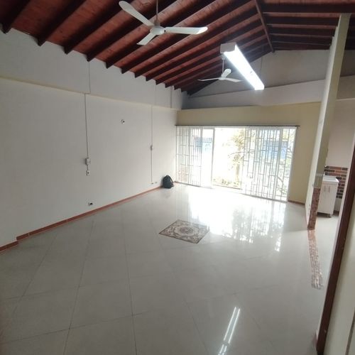 Oficina en arriendo en El Chagualo, Medellín, 50 m² · foto 13 de 16